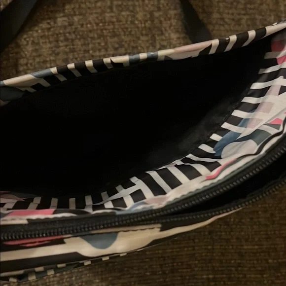 Black and White Striped Crossbody Bag with Heart Accents - Picture 6 of 8